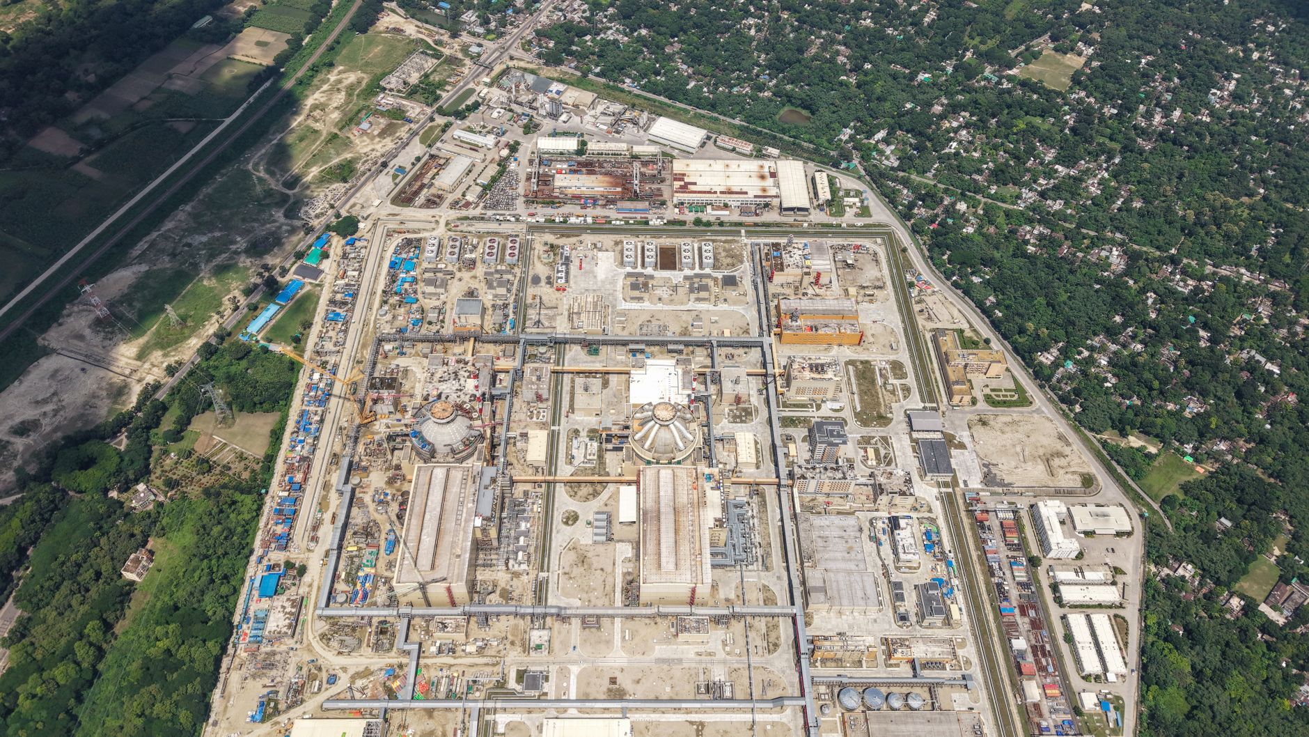 Gujarat power projects